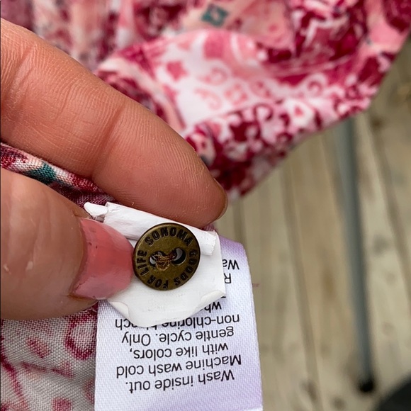 Beautiful top purchased from Kohl’s. - Picture 8 of 9